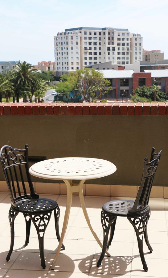 Manhattan Suites Apartments Cape Town Exterior photo