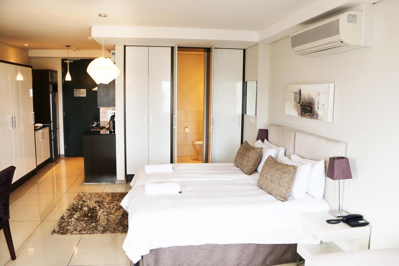 Manhattan Suites Apartments Cape Town Exterior photo